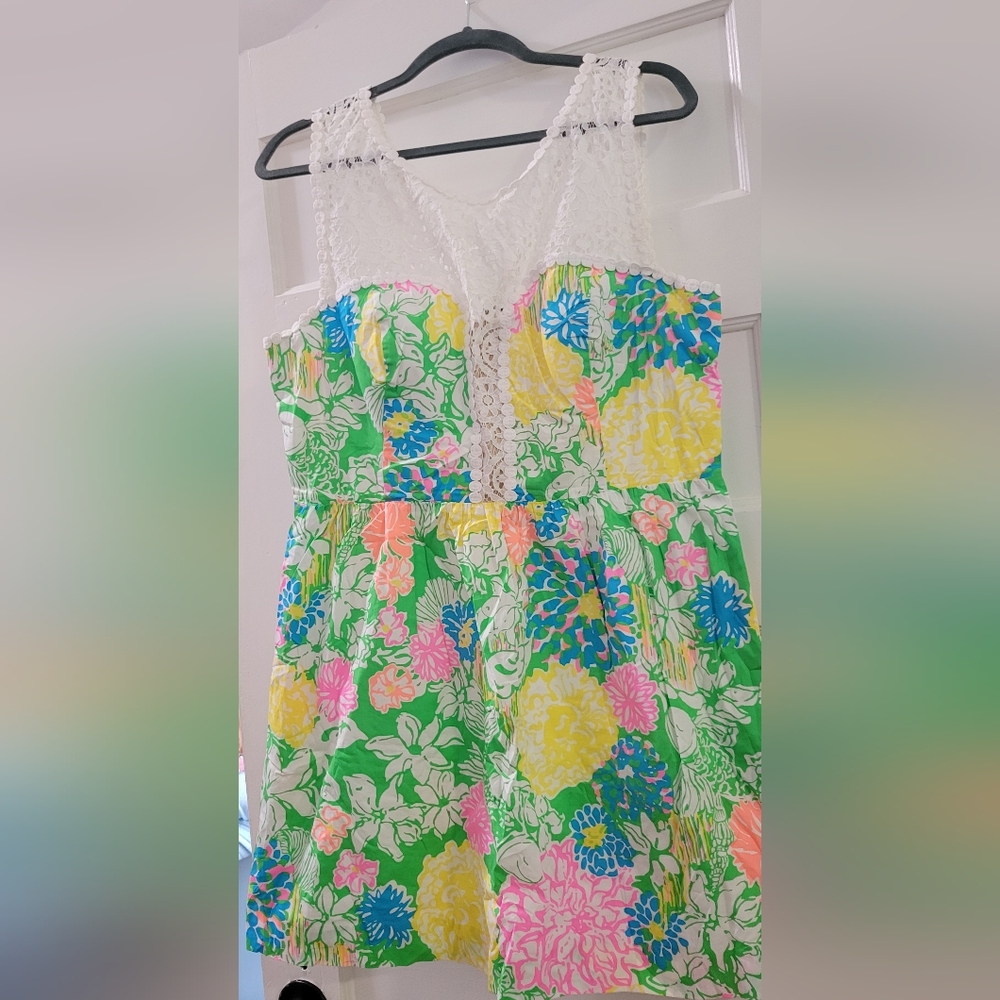 Lilly Pulitzer lace Reagan dress hibiscus stroll